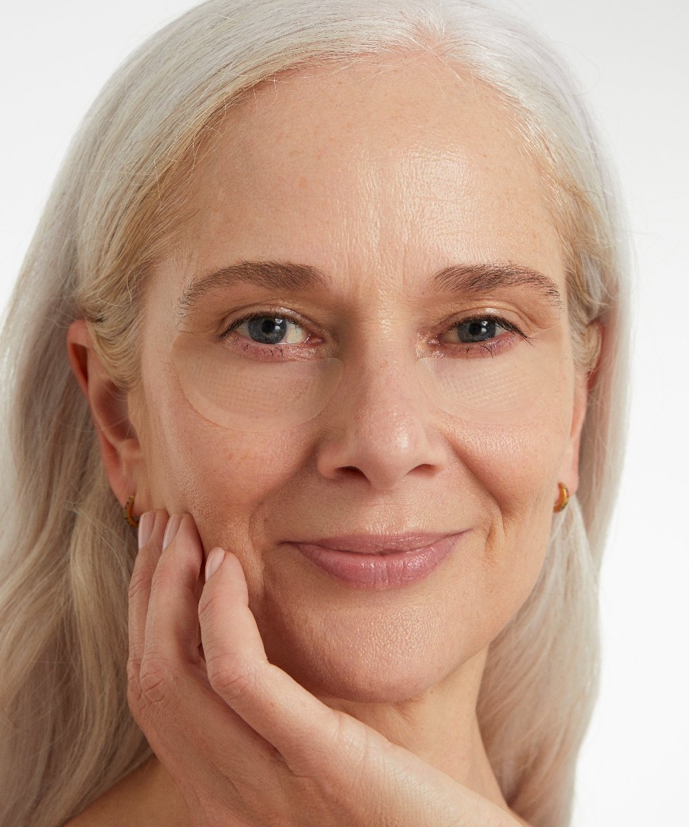 Luna Microcare Eternal mikroadatiniai paakių pleistrai modelio veide